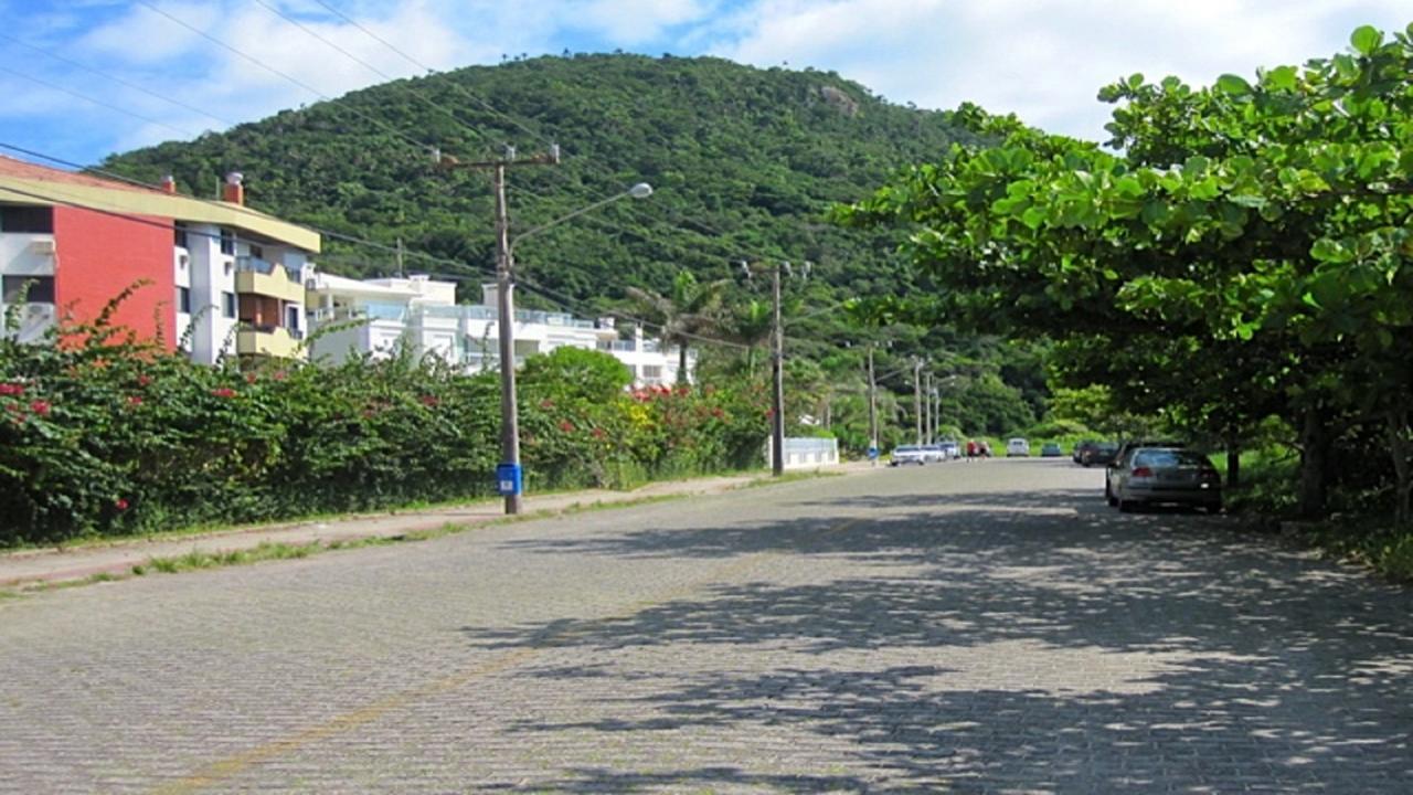 Linda Cobertura Frente Mar Com Piscina Privativa E Pe Na Areia! Leilighet Florianópolis Eksteriør bilde
