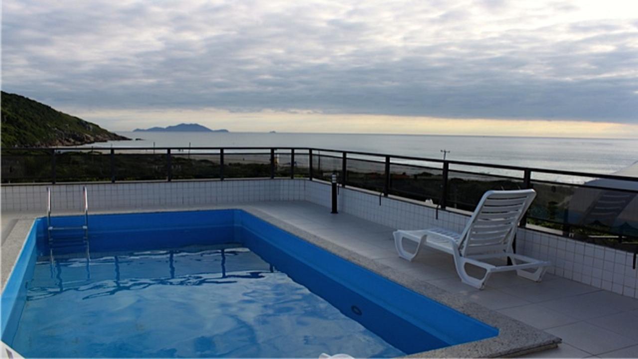 Linda Cobertura Frente Mar Com Piscina Privativa E Pe Na Areia! Leilighet Florianópolis Eksteriør bilde